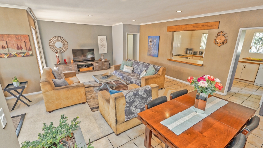 3 Bedroom Property for Sale in Welgelegen 3 Western Cape